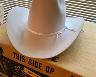 Miller Western Cowboy Hat, Size 7, 3X Beaver