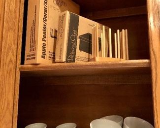 Pampered Chef and soufflé bowls