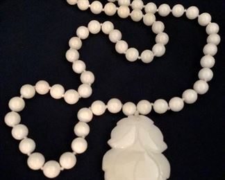 White jade necklace