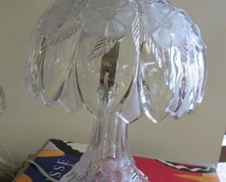 Lead crystal table lamp.