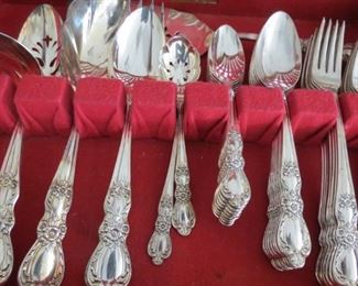 1847 Roger Bros Heritage silver plate flatware set.