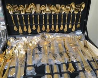 Wm Rogers and Sons gold plated flatware set " Golden Royal Plume" service for 8.