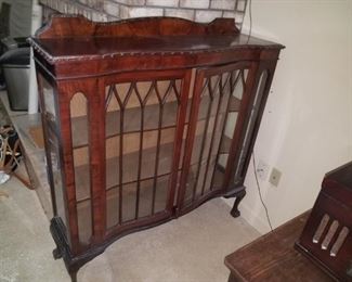 Mahogany 3 shelf curio / display cabinet. Available for presale - priced @ $375