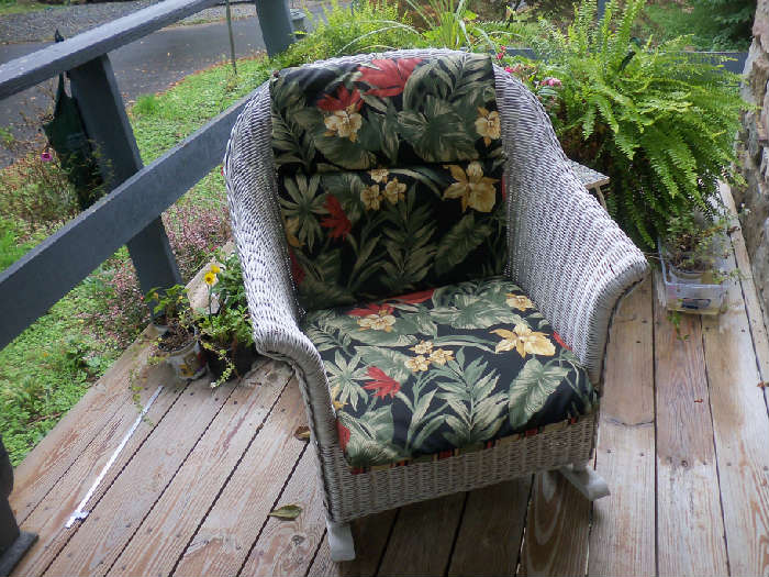 Great outdoor wicker ~ 1 of 3 pieces