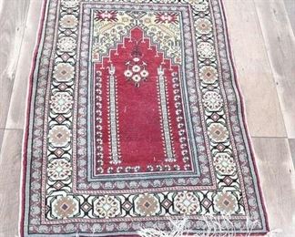 3X4.5' Hand Knotted Arch & Column Prayer Rug