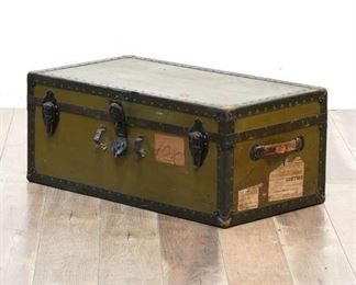 Vintage Green Steamer Trunk W Tray