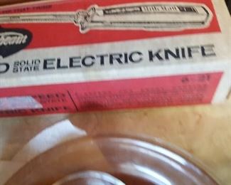 439. electric knife $