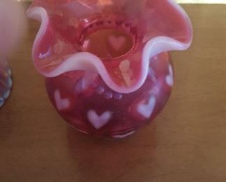 458. fenton vase with hearts $