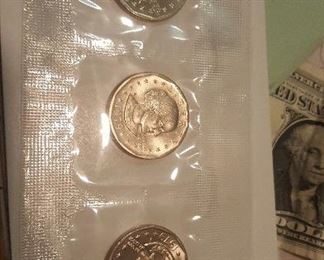 525. susan b anthony dollars sealed new. 