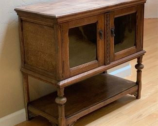 Antique Rustic Glass Front Console Cabinet	29.5x32x15in	HxWxD
