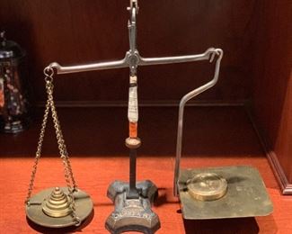 Antique Cast Iron & Brass Canadian Postal Scale Pritchard & Andrews Ottawa 14x15x4in HxWxD