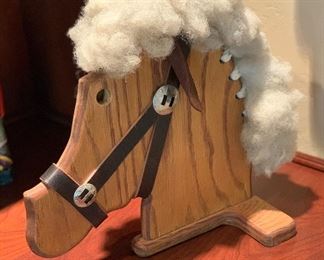 Jim Hause Horse Head 13x7x13in HxWxD
