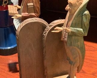 2pc Handcarved Wood Vicar Bookends 10in H