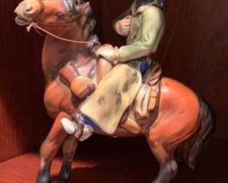 4pc Western/Native American Decor Lot Tallest: 11in