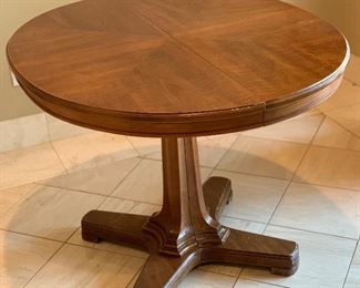 Vintage Walnut Dining Table 29x42x35-55in HxWxD