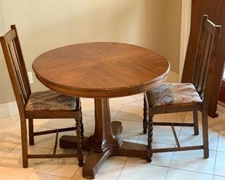 Vintage Walnut Dining Table 29x42x35-55in HxWxD