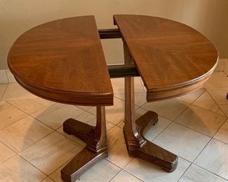 Vintage Walnut Dining Table 29x42x35-55in HxWxD