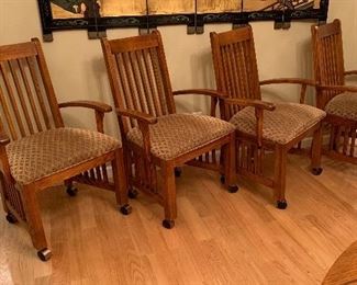 Thomasville Mission Oak Game/Dining Table w/ 4 Rolling Arm Chairs Table: 30in H x 48in W x 48-70in Long HxWxD