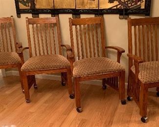 Thomasville Mission Oak Game/Dining Table w/ 4 Rolling Arm Chairs Table: 30in H x 48in W x 48-70in Long HxWxD