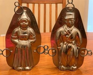 2pc Holland Handicrafts Chocolate Mold Boy & Girl 7in H