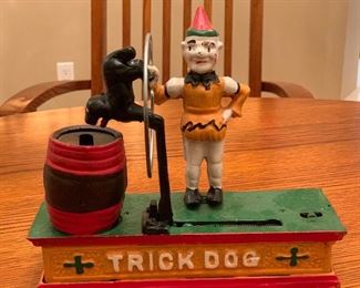 Trick Dog Cast Iron Mechanical Bank 7x7.75x2.5in HxWxD