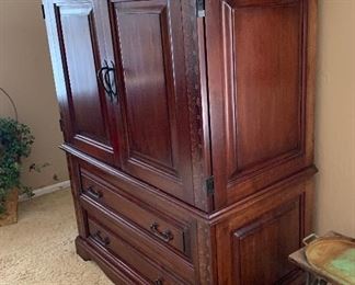 South Cone Furniture Armoire 59x50x25.5in HxWxD