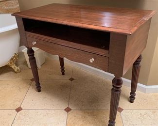Antique Desk/Vanity 33 x 38 by 20 HxWxD