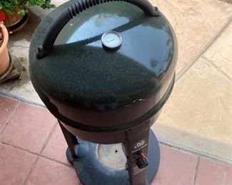 Char-Broil Patio Caddie grill 46in tall 16in diameter
