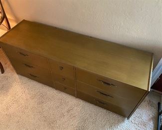 lane altavista 9 drawer dresser 66 in x 19 in. X 27 in