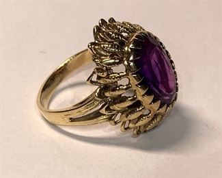 Yellow Gold and Amethyst cocktail Ring size 8 10k