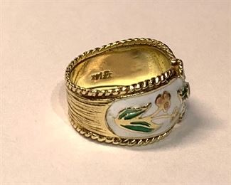 Yellow Gold and enameled flower wide ring. Size 6 14k