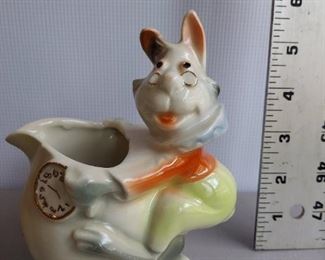 REGAL DISNEY WHITE RABBIT SUGAR AND CREAMER- RARE ALICE IN WONDERLAND SERIES
$250
