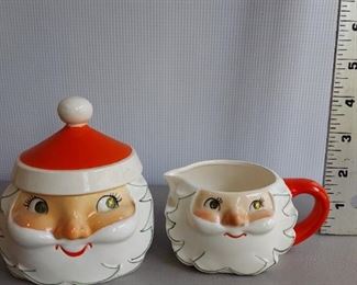 HOLT HOWARD 1959 STARRY EYED CHRISTMAS SANTA CREAM PITCHER & SUGAR BOWL
$45