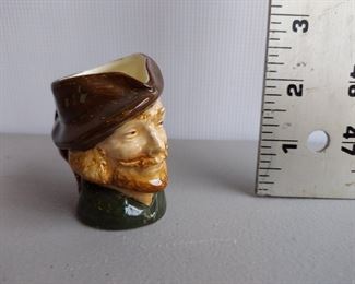 Royal Doulton Robin Hood ~2.5" Toby Mug estimated to be from 1939 - 1955. $15