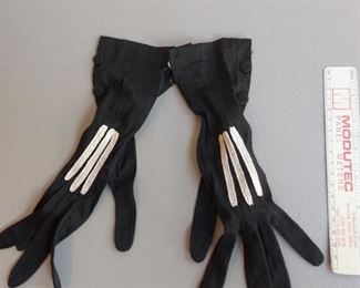 Antique Vintage Gloves
$15 each
2 identical pairs available 