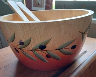 Salad bowl with utensils $14
