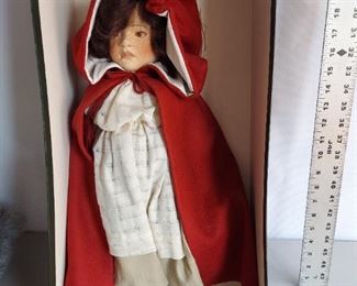 R. JOHN WRIGHT LITTLE RED RIDING HOOD 405 /500 DOLL
$600