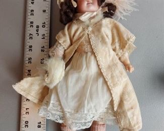 FLORODORA GERMANY DOLL
$300