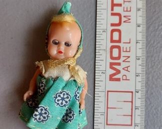 Vintage Sleep Eye Celluloid Joint Baby Doll 1950's
$8