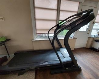 Polar Treadmill $250