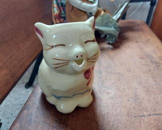 Vintage Shawnee Pottery Puss in Boots creamer Small Jug Pitcher
$12