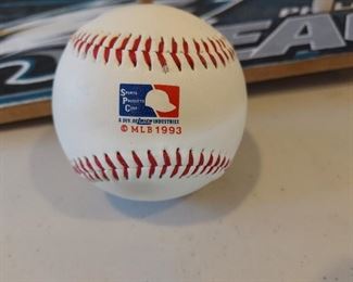 Phillies ball 1993
$15