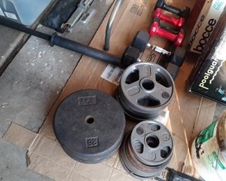 Barbell and free weights