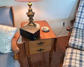 Drop Leaf End Table
