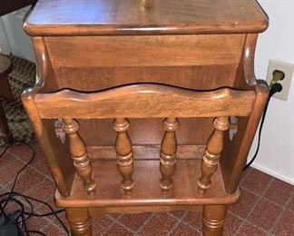 Maple Ethan Allen End Table 