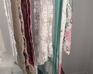Vintage Tableclothes and Runners