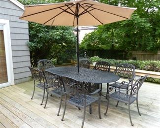 Outdoor metal table & 8 chairs