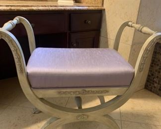 Ethan Allen vanity seat