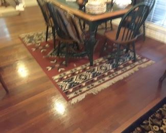 Great table very good condition.