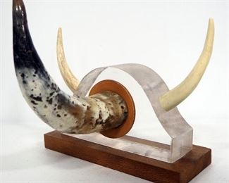 Mantel Horn Decor On Wood Stand With 3 Horns